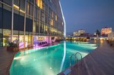 Бассейн на открытом воздухе Radisson Blu Batumi