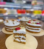 Mari's cakes (Ilya Chavchavadze St., 6)