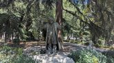 Памятник Рамазу Чхиквадзе