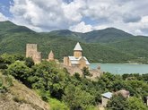 Ananuri Fortress