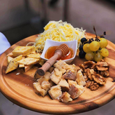 Beer Garden - ინგლისური ლუდი ბოთლებში და ონკანზე