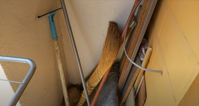 Broom and mop in the apartment