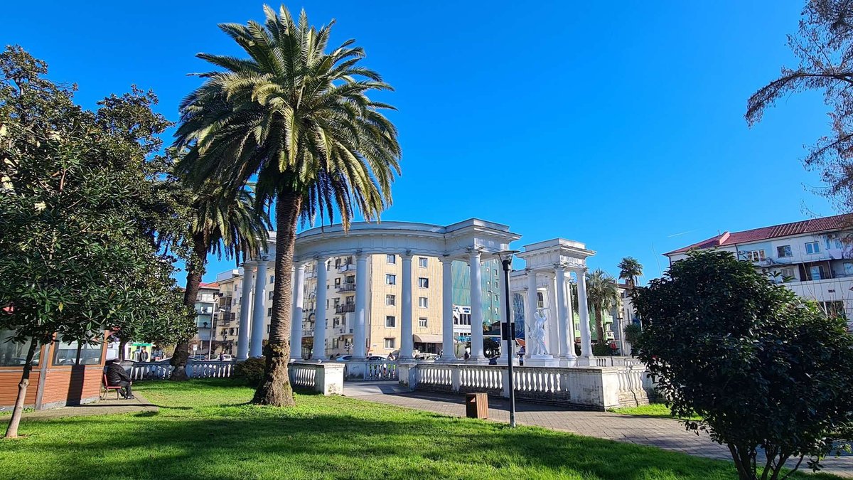 Colonnade in the park on May 6 - 3