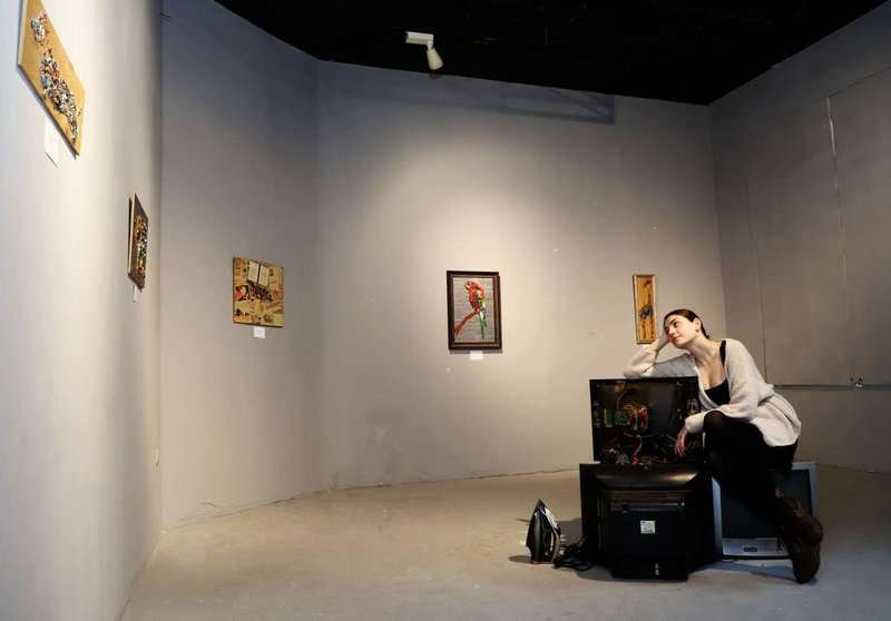 Contemporary Art Space