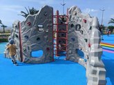 Children's playground (near the Colonnade)