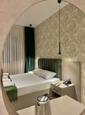 Emerald Hotel & Restaurant