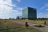 Бывшее здание парламента