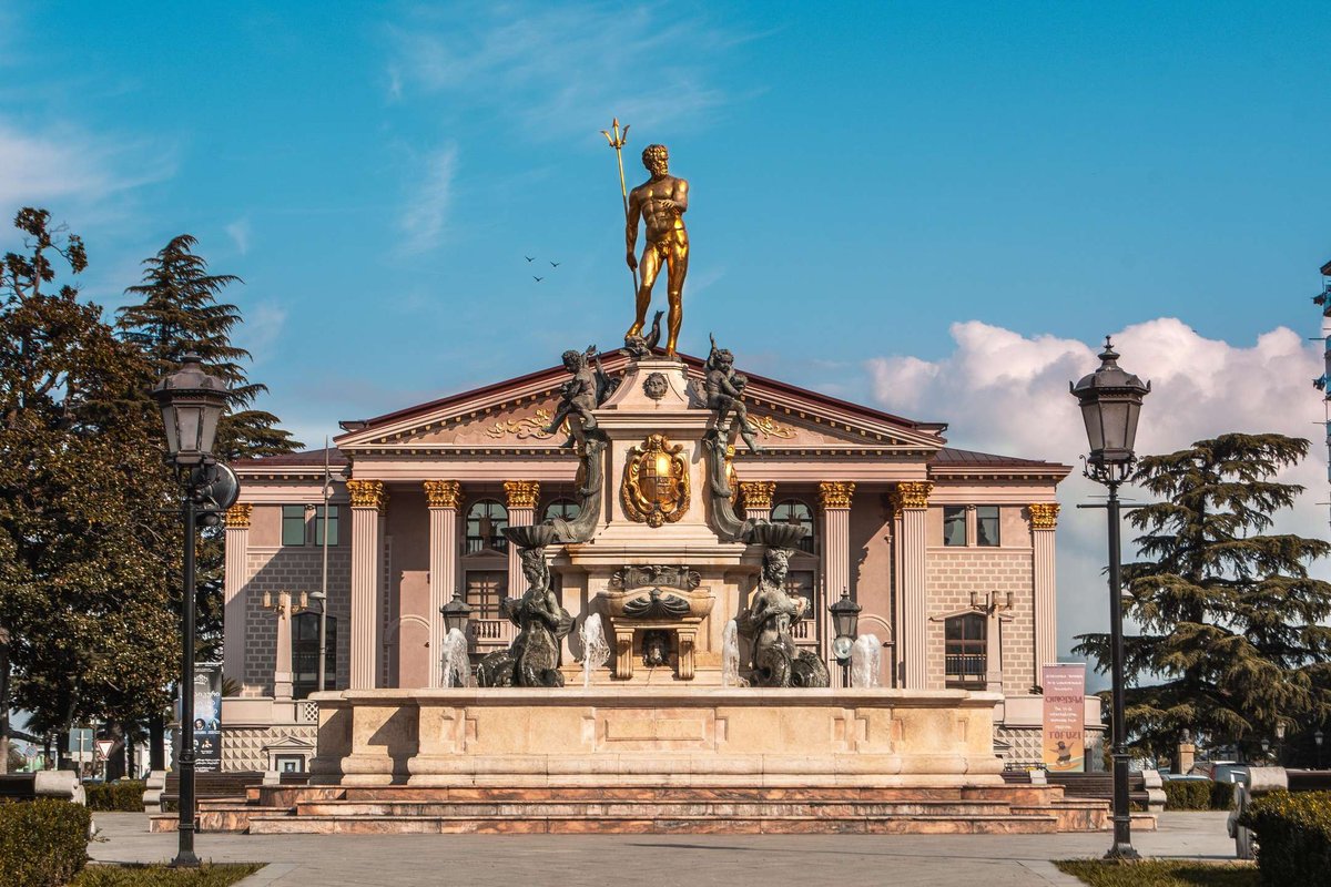 Fountain-Neptune