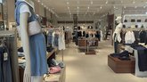 Guess Outlet Village
