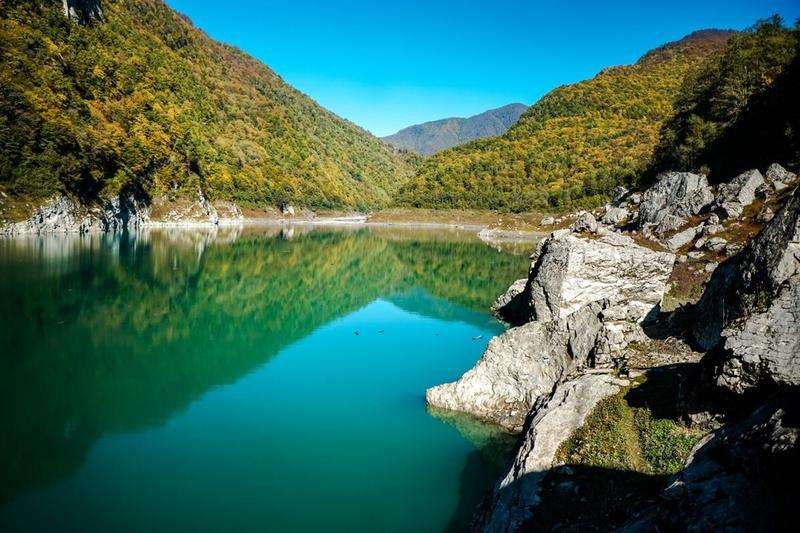 Lake Amtkel