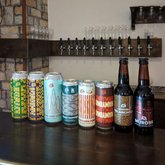 HopHut Craft Beer Bar