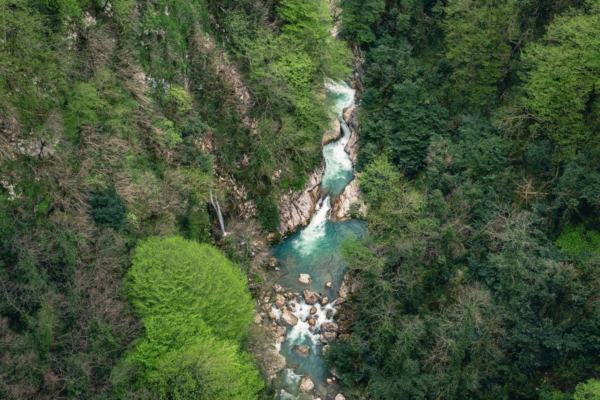 Kinchkha_waterfall_RQ1NjL9.original