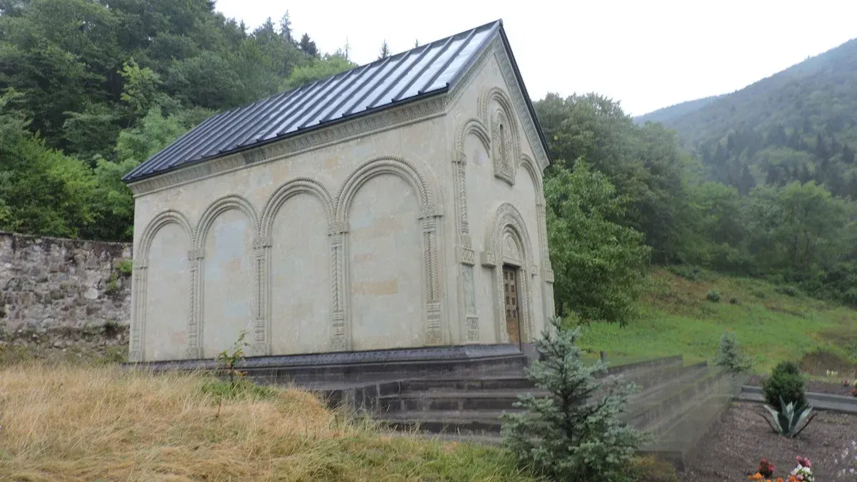 Kintsvisi-monastery