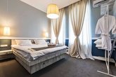 KuXoS Apartments