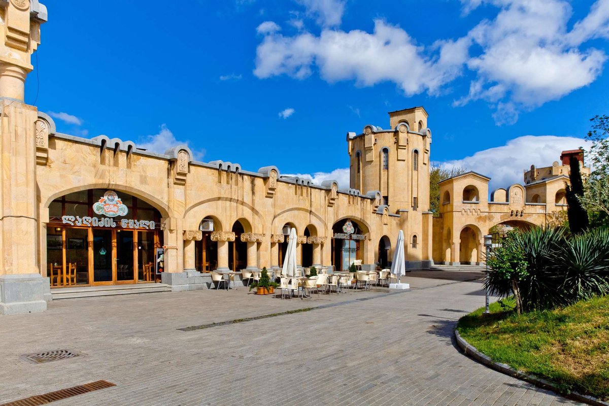 Lagidze-water-cafe-in-Tbilisi