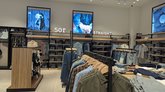 Levis Outlet Village
