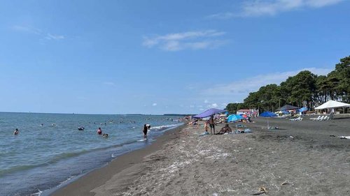 Ureki beach