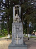 Monument to George Chkondideli