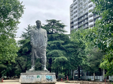 Памятник Маяковскому