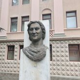 Памятник Нуну Тетрадзе