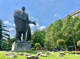 ვაჟა ფშაველას ძეგლი