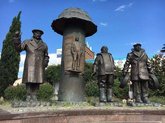 Памятник героям фильма Мимино