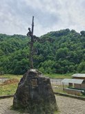 Monument to the Machakhela gun (topi)