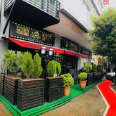 Sherekilebi (Weirdos)