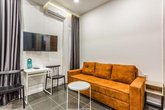 8 Rooms Apartotel On Meidan