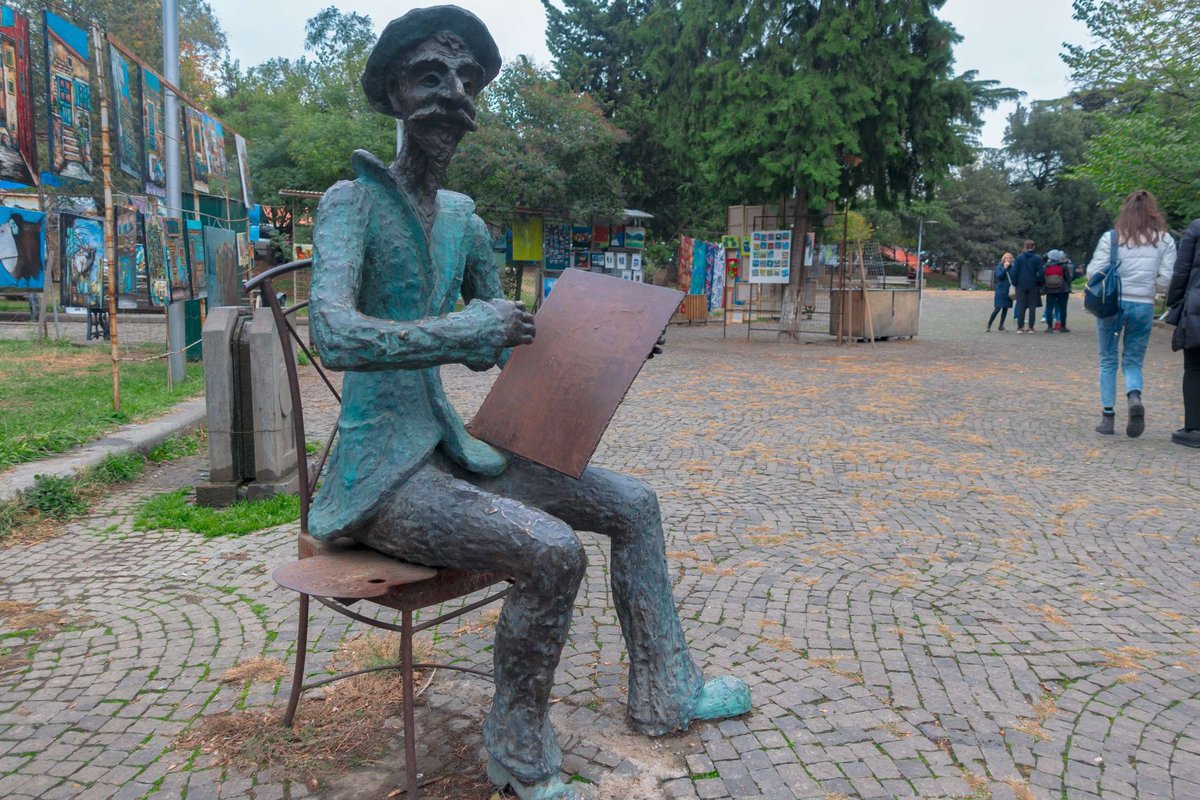Sculpture-in-Tbilisi-artist.original
