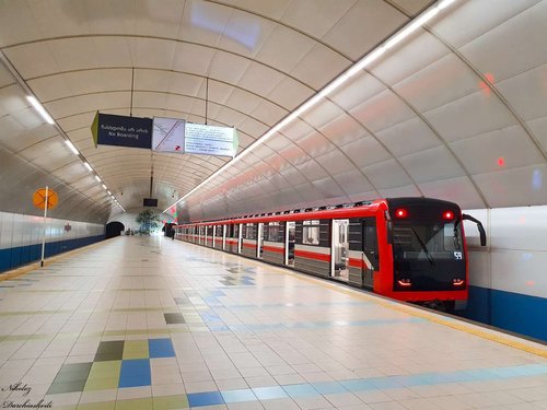 Stantsiya_metropolitena_22Gosudarstvennyi_unive