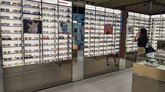 Sunglass Hut