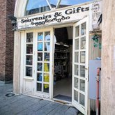 Сувениры и подарки (Площадь Пьяцца)