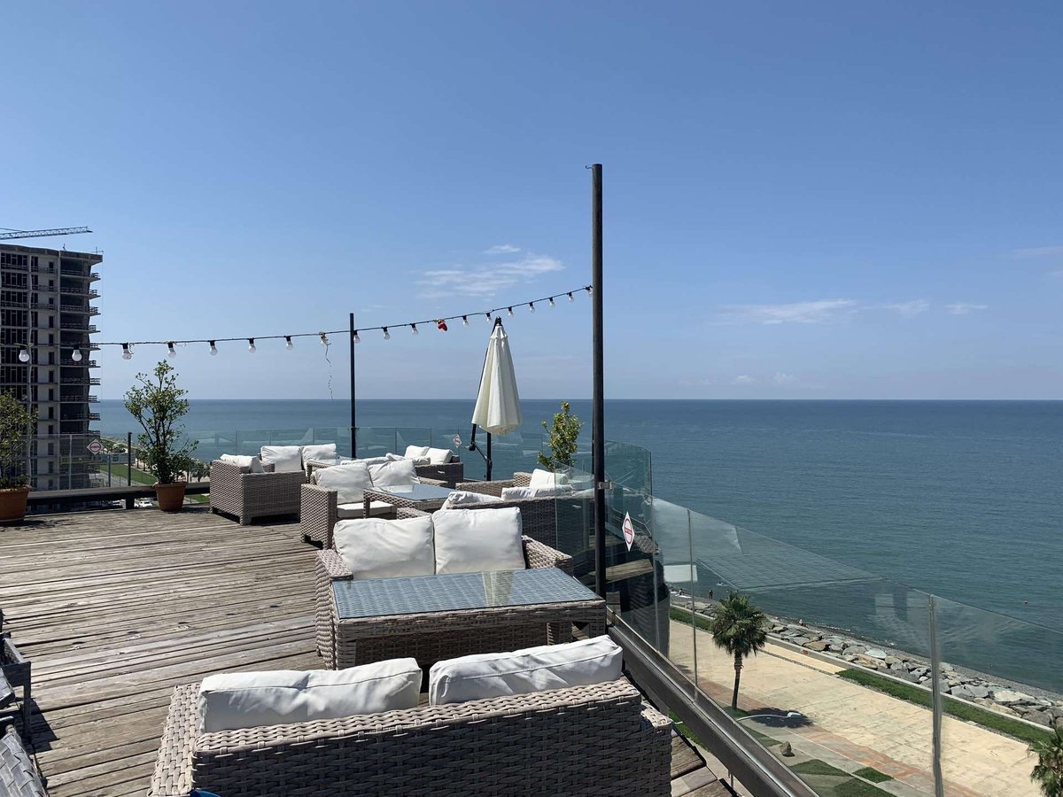 roof top pool batumi