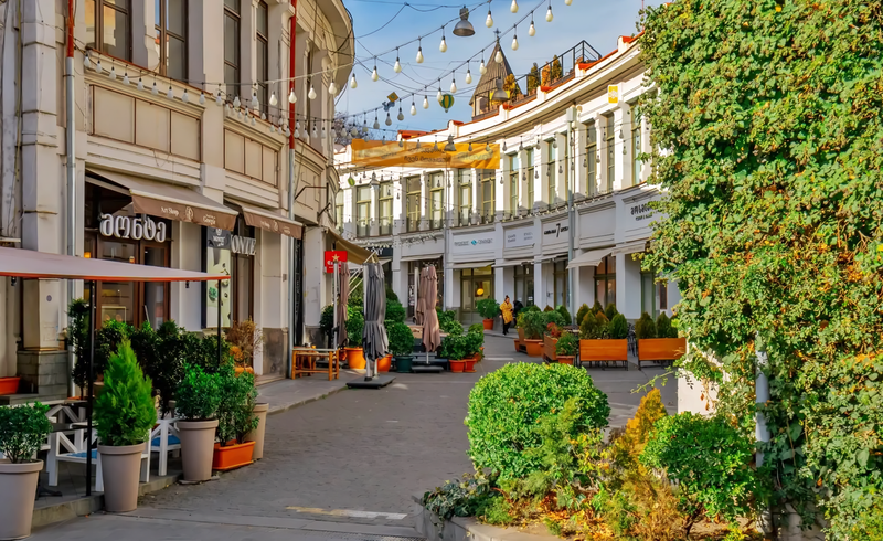 Shardeni Street