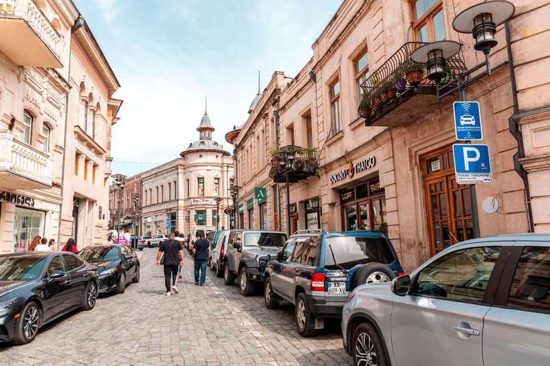 Ulitsa v Kutaisi.max-800x600