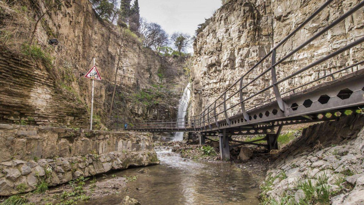 View of the Legvtakhevi Waterfall in Tbilisi
