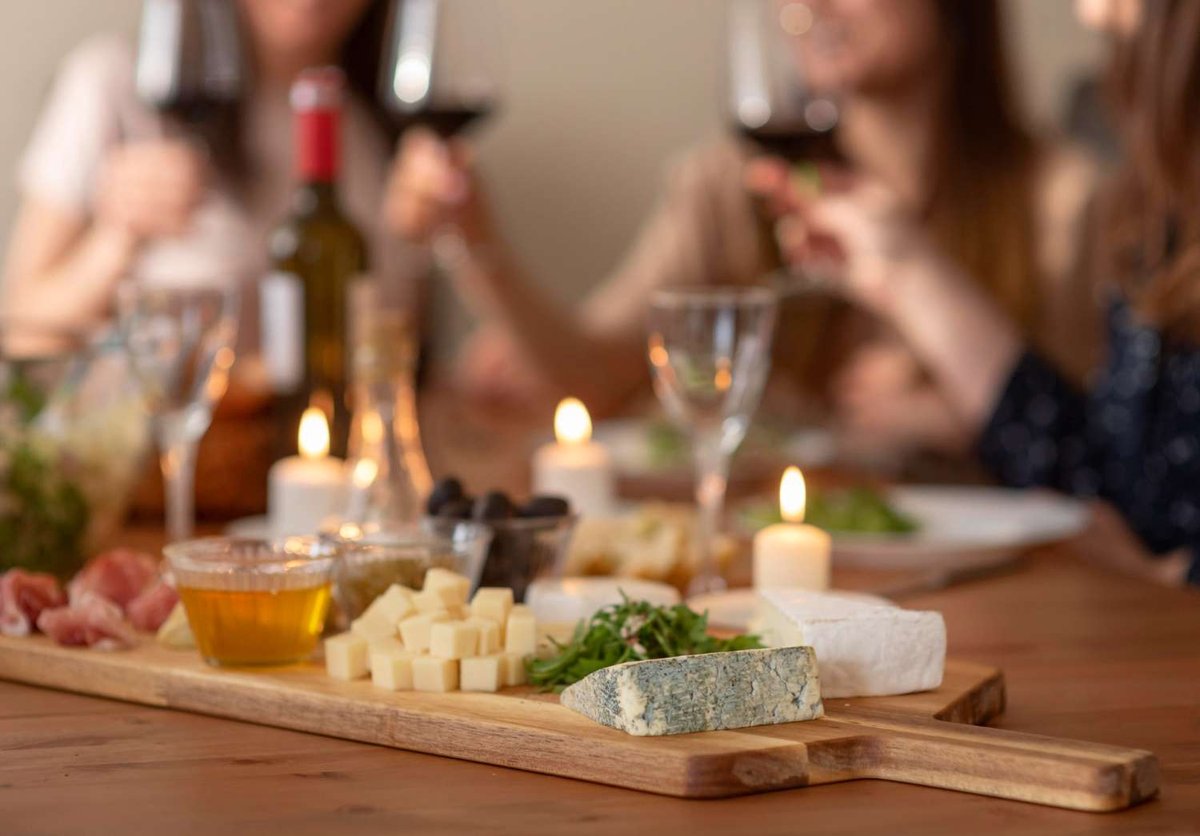 What to have with cheese matsoni, wine, nuts and more