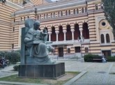Монумент Захарии Палиашвили