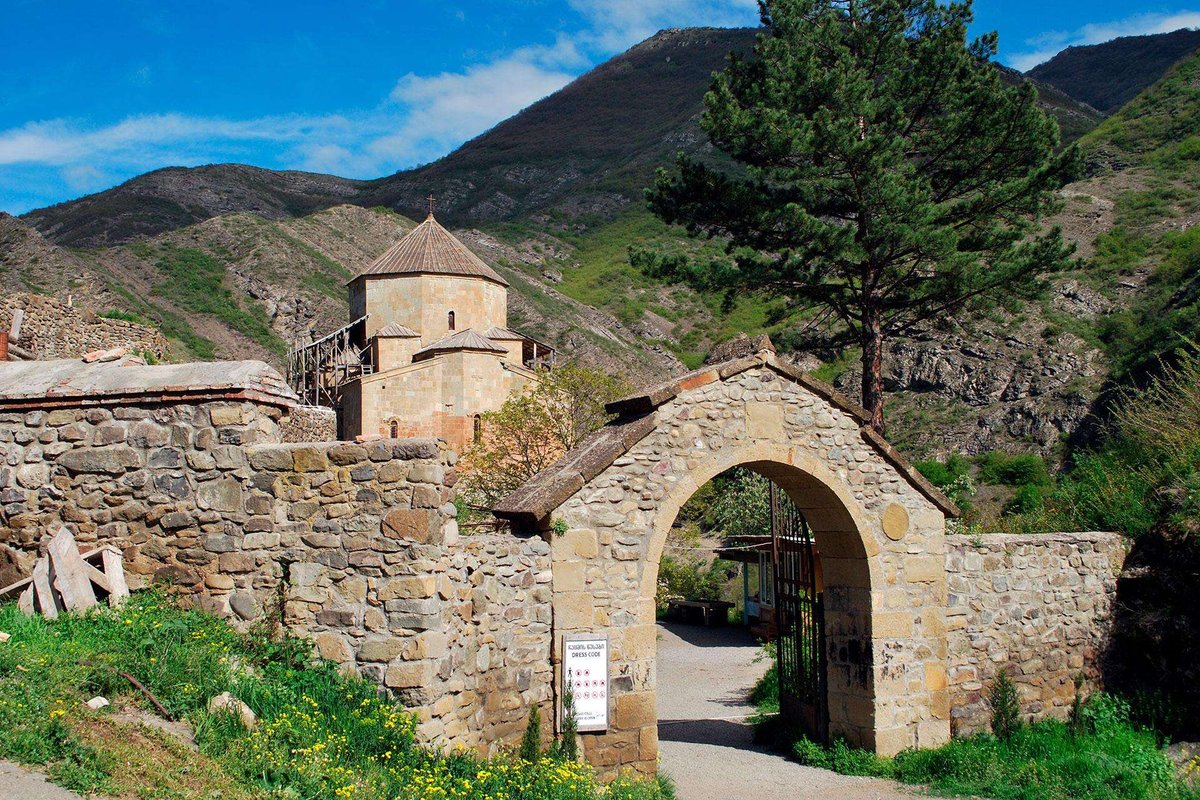 ateni-sioni-church
