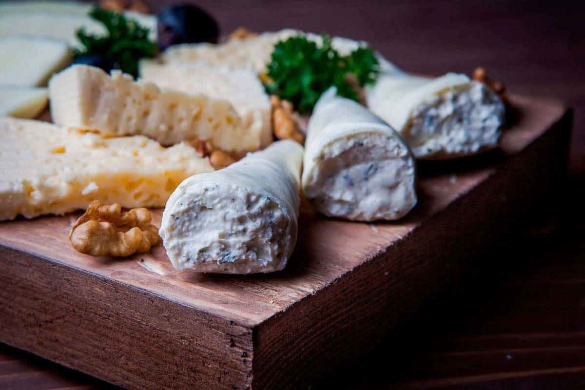 cheese-plate-with-nadugi-01.original