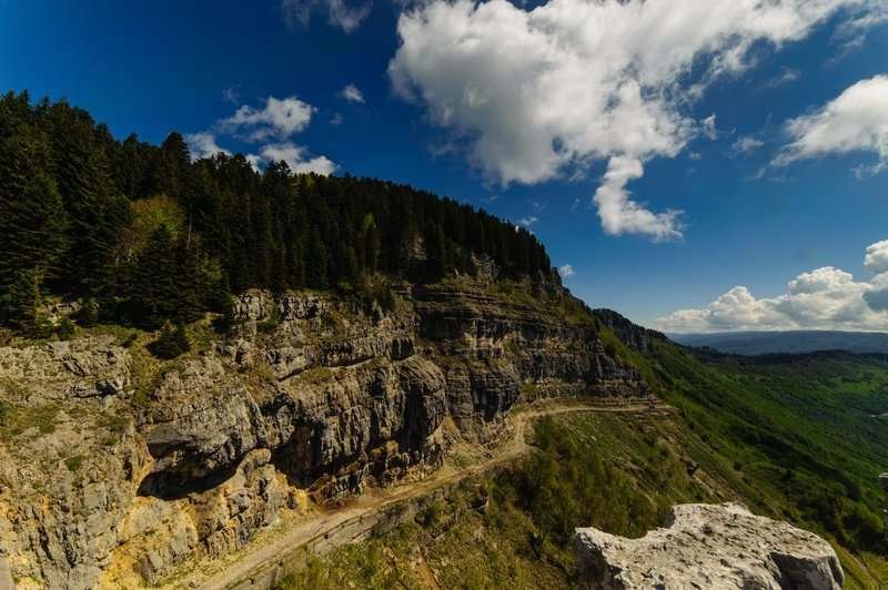 The road along Mount Tskhrajvari