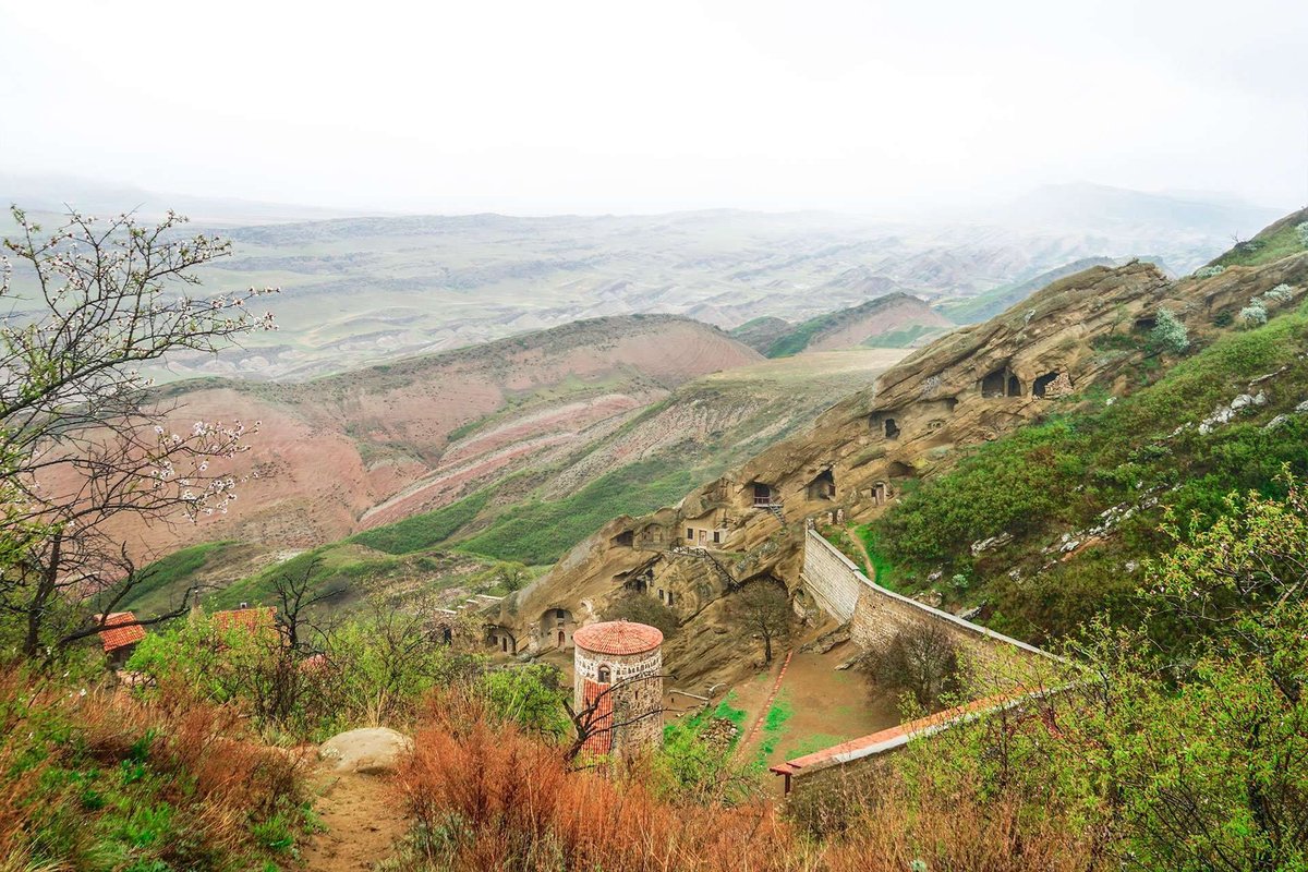 david-gareja-monastery-complex-caves-01.original