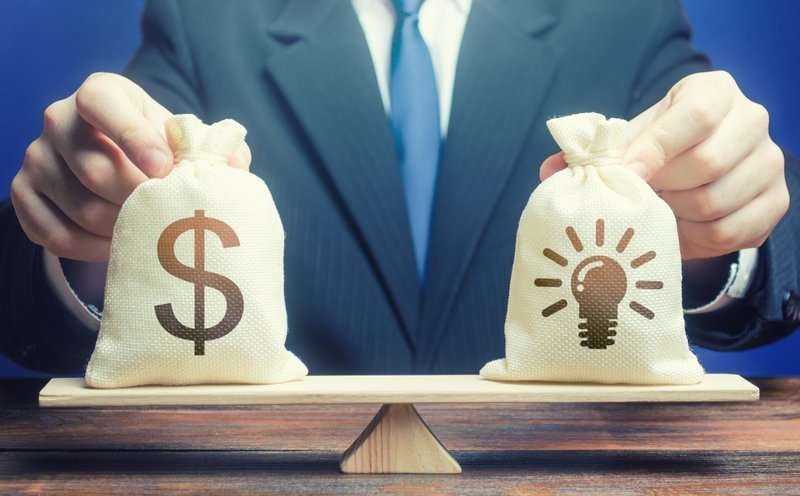 dollar money bag and ideas patents buying