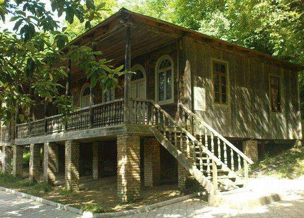 Vladimir Mayakovsky House Museum