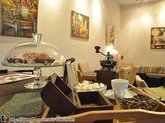Friends House ბარი და რესტორანი