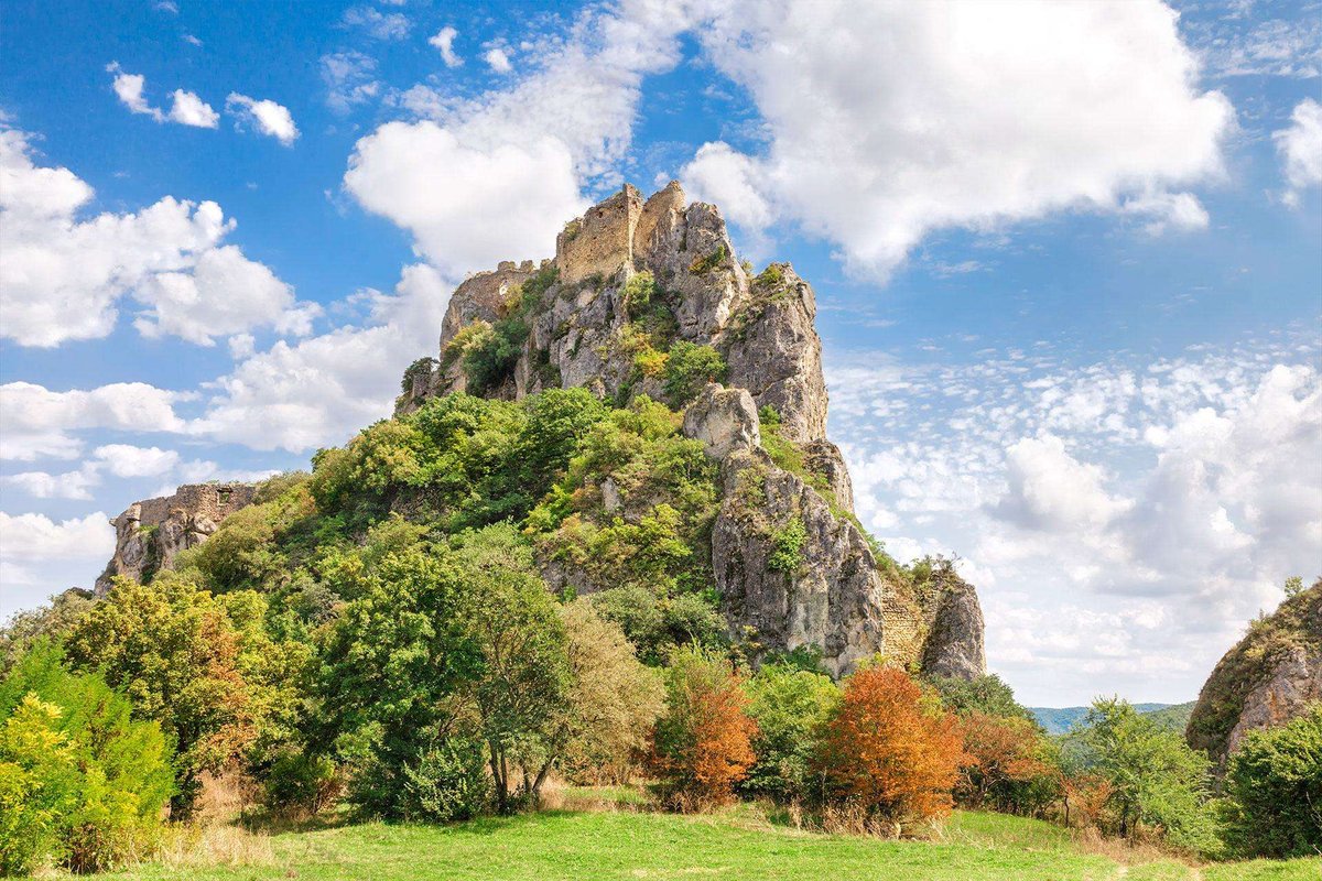 khornabuji-castle-01.original