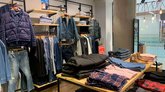 Lee & Wrangler (თბილისის გალერეა)