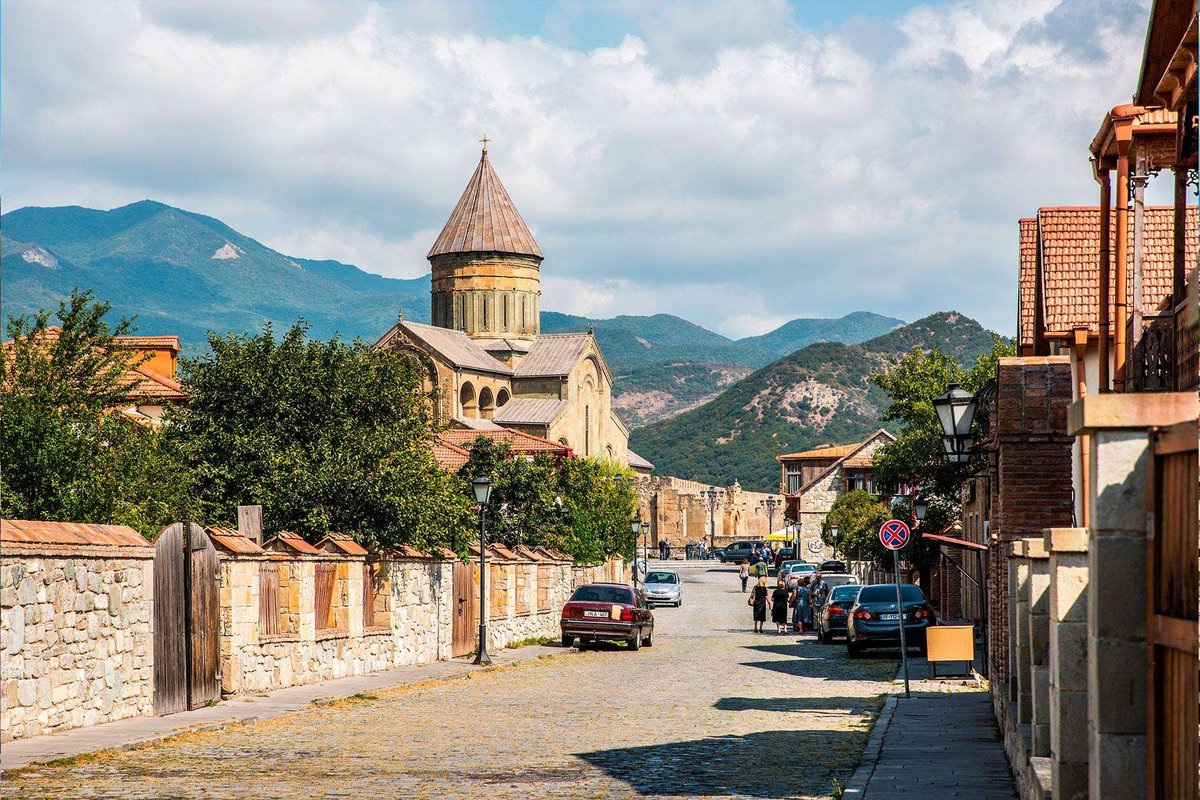 mtskheta-svetitskhoveli-georgia-01