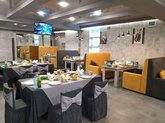 Ресторан на улице Мегоброба